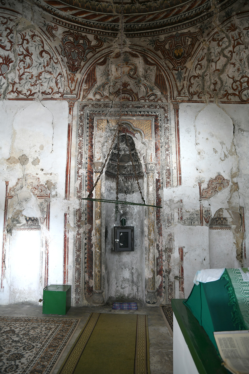 Kalem İşi Süslemeli Mihrap
