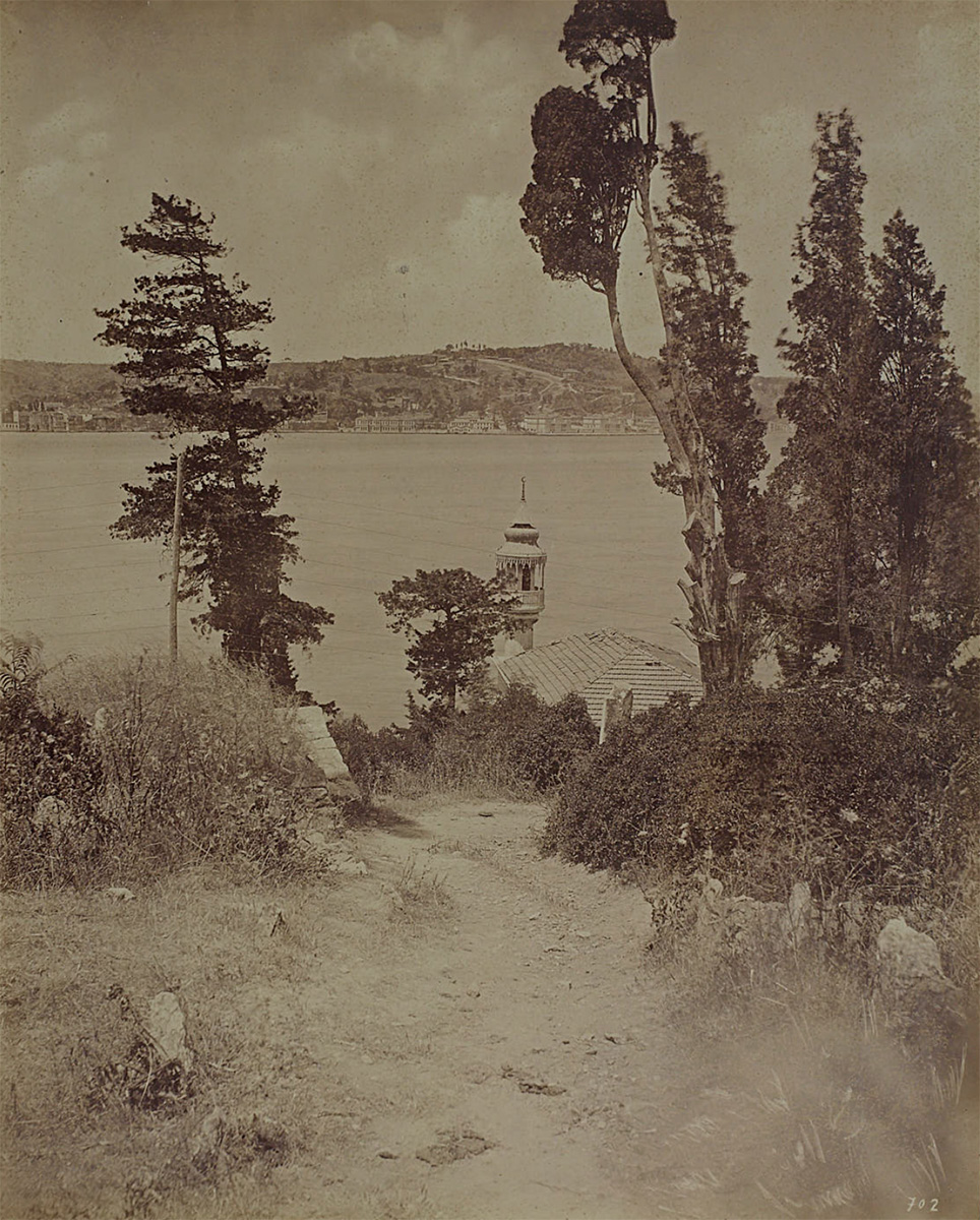 Kuzguncuk, Nakkaştepe Mezarlığı