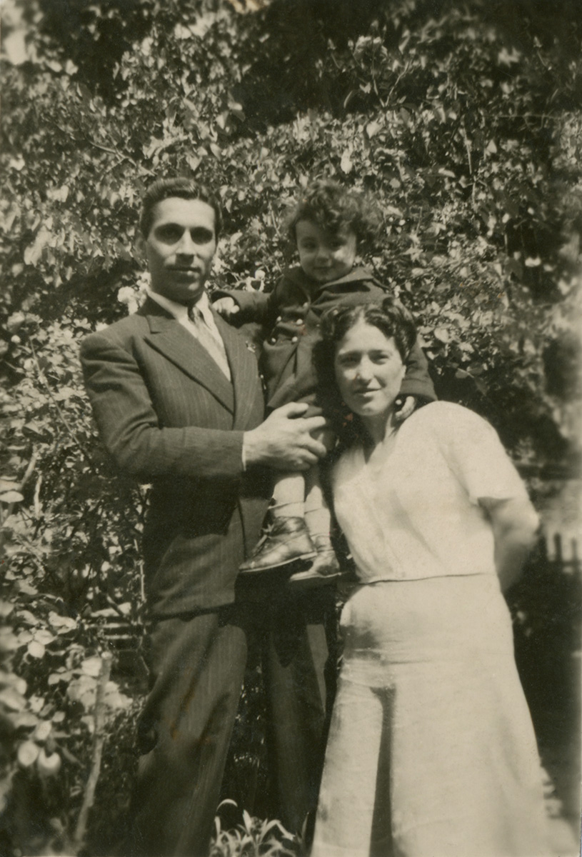 Kuzguncuk, Annem, Babam ve Ben, 1947 Yazı